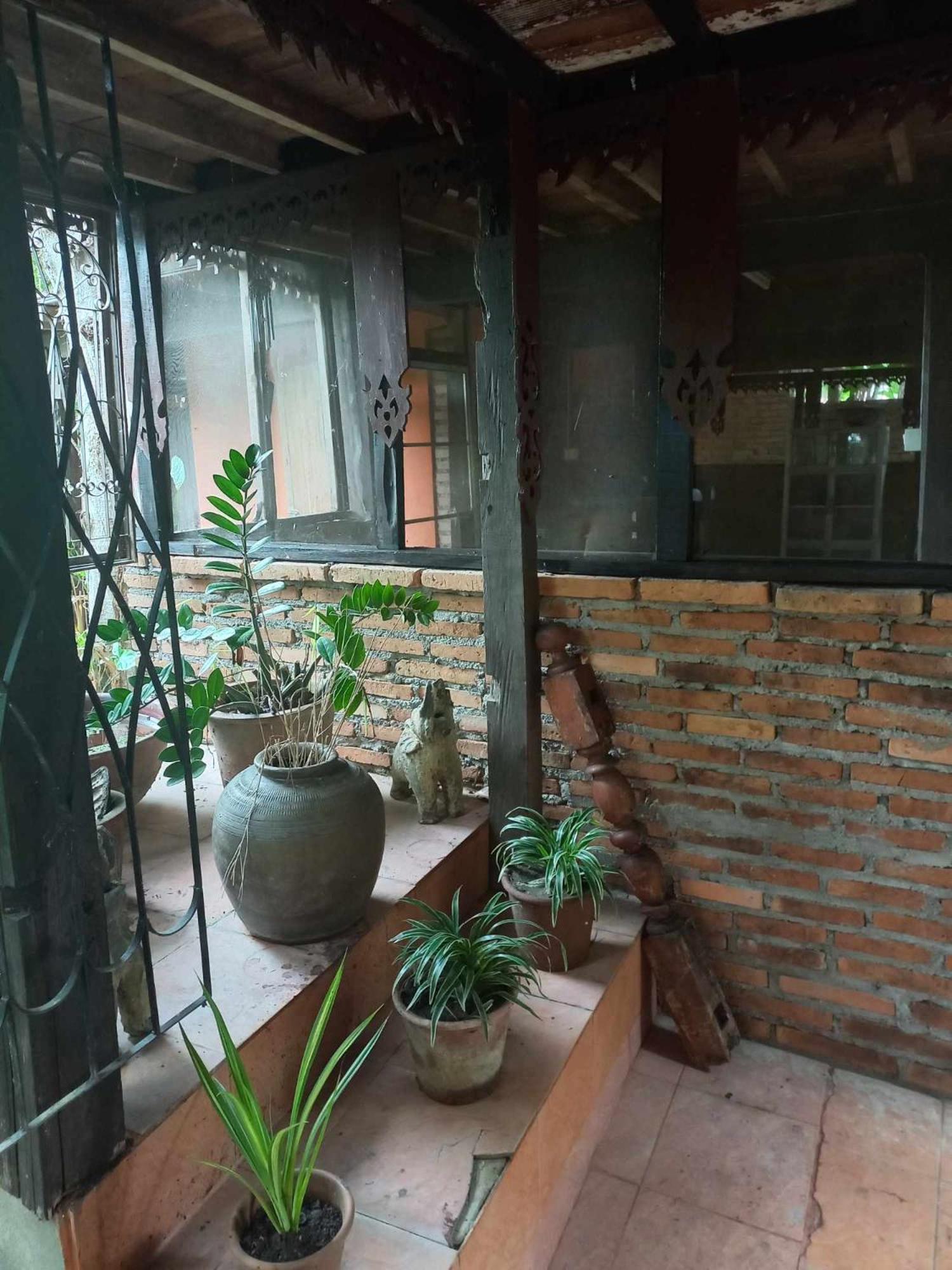 Teak House Chiang Mai Hotel Ngoại thất bức ảnh