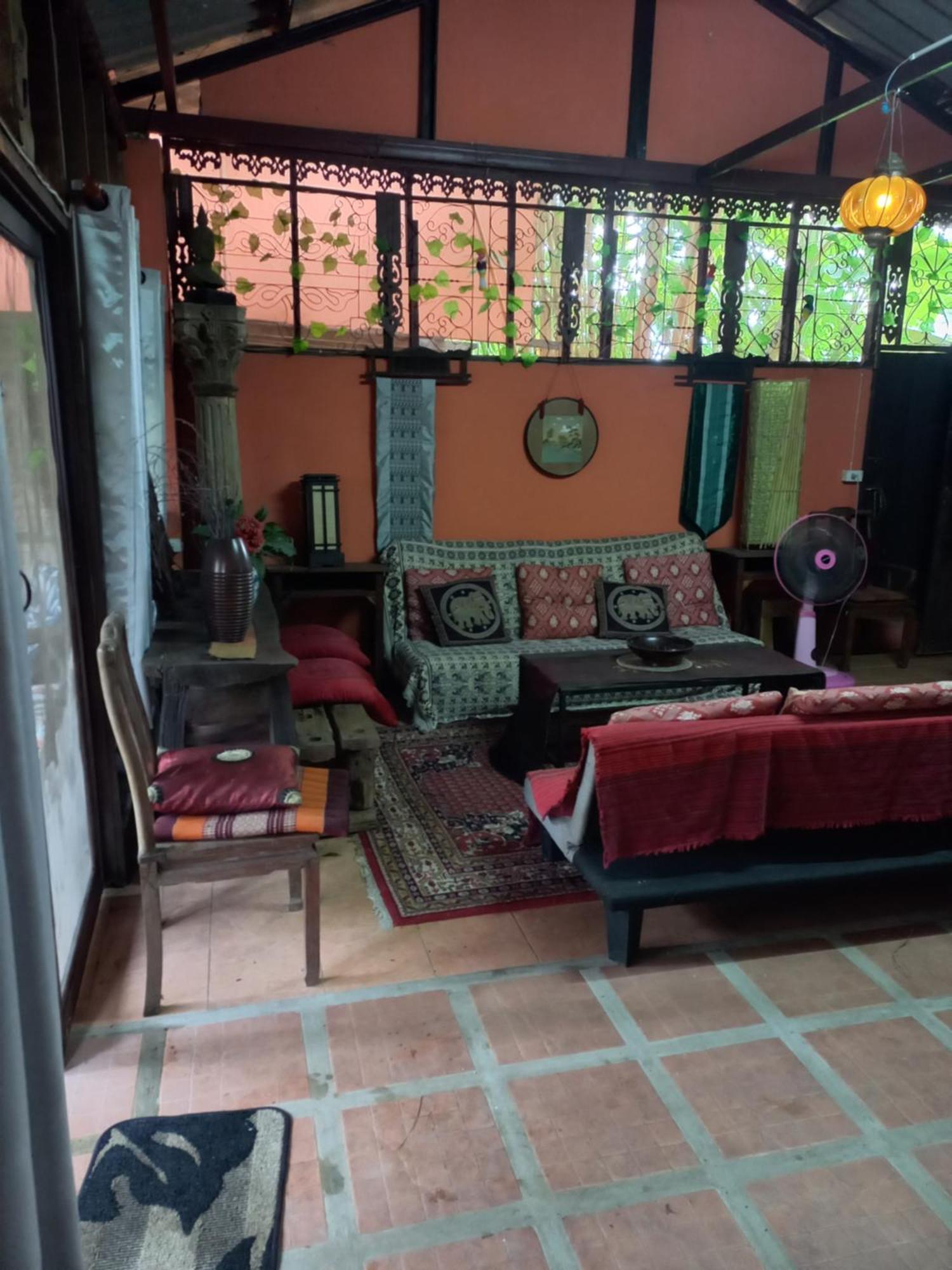 Teak House Chiang Mai Hotel Ngoại thất bức ảnh