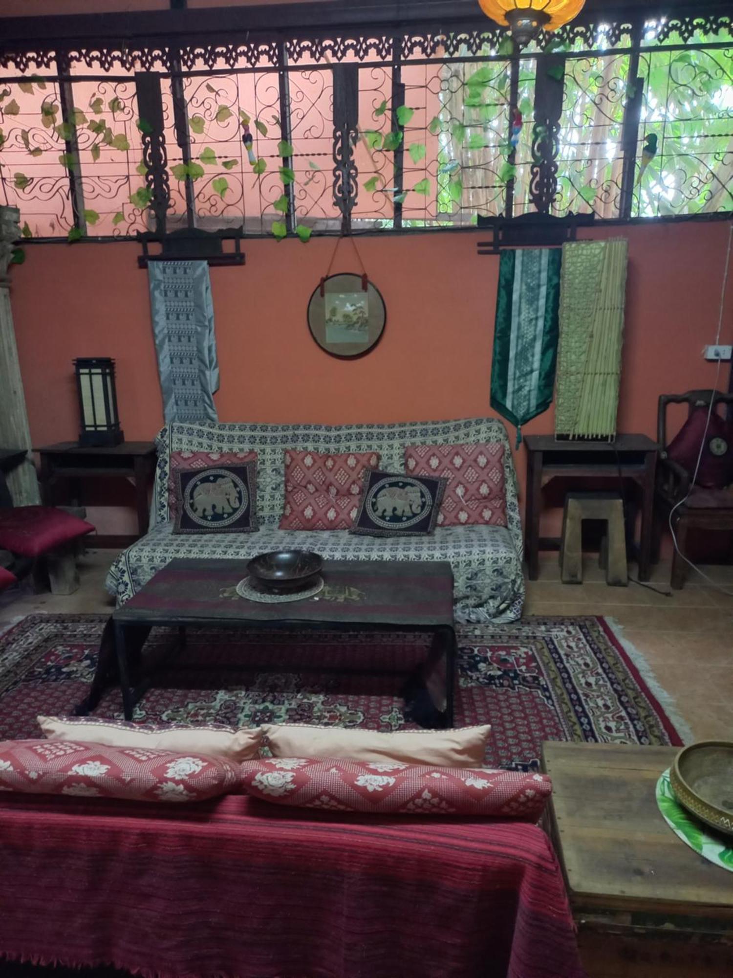 Teak House Chiang Mai Hotel Ngoại thất bức ảnh