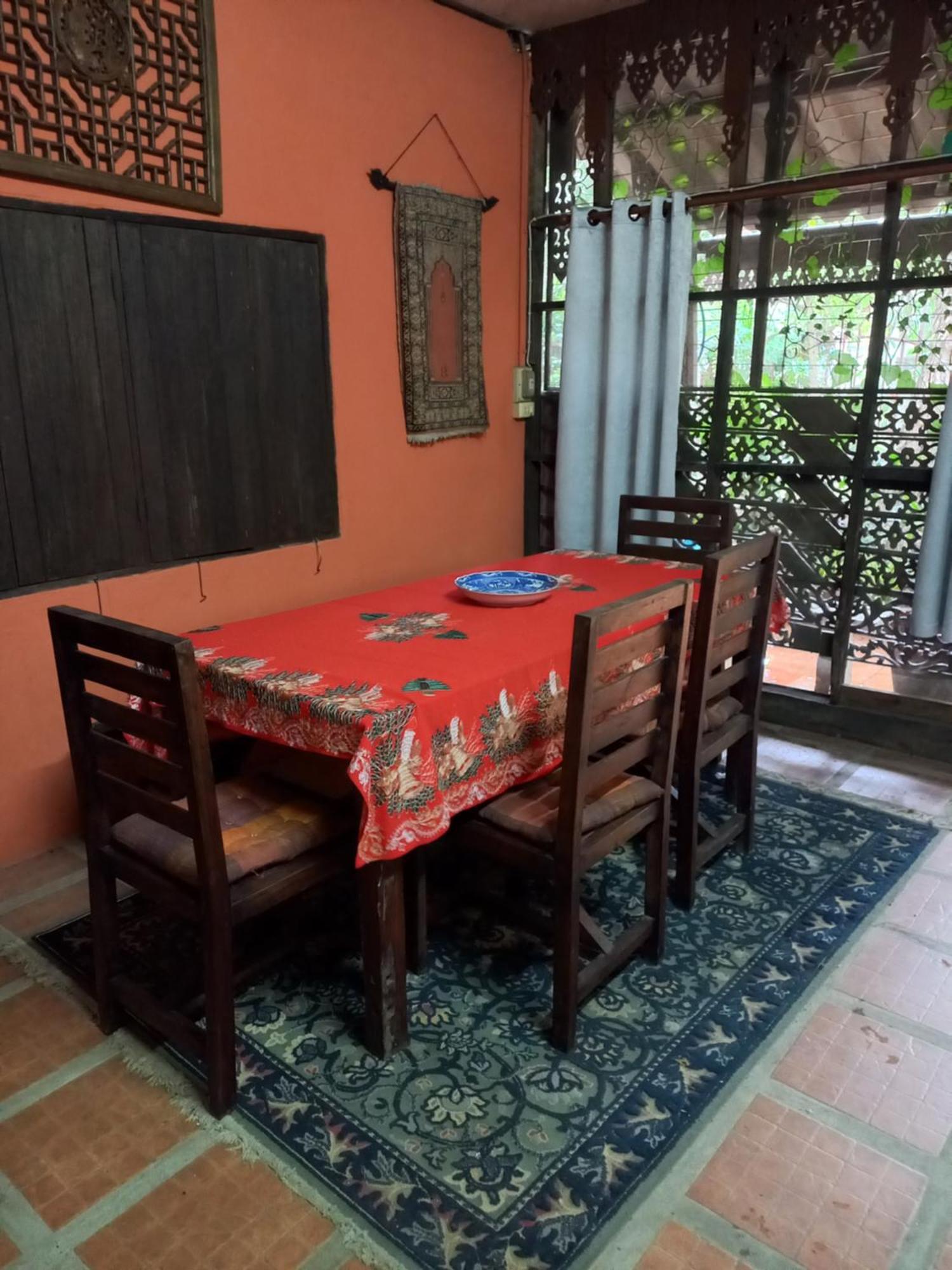Teak House Chiang Mai Hotel Ngoại thất bức ảnh